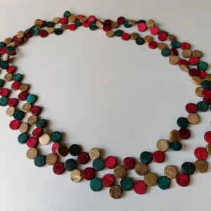 Duga šarena ogrlica