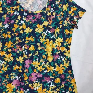 Orsay cvetna majica NOVO sa etiketom