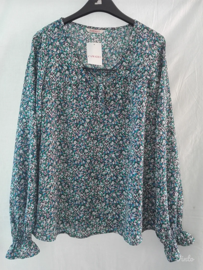 CAMAIEU neodoljiva bluza NOVO sa etiketom