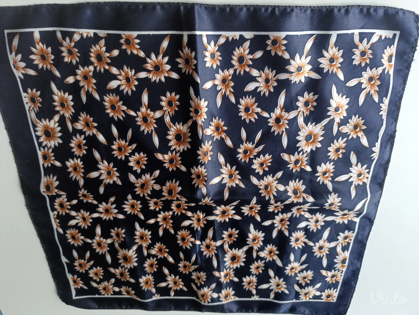 Set malih marama/ešarpa