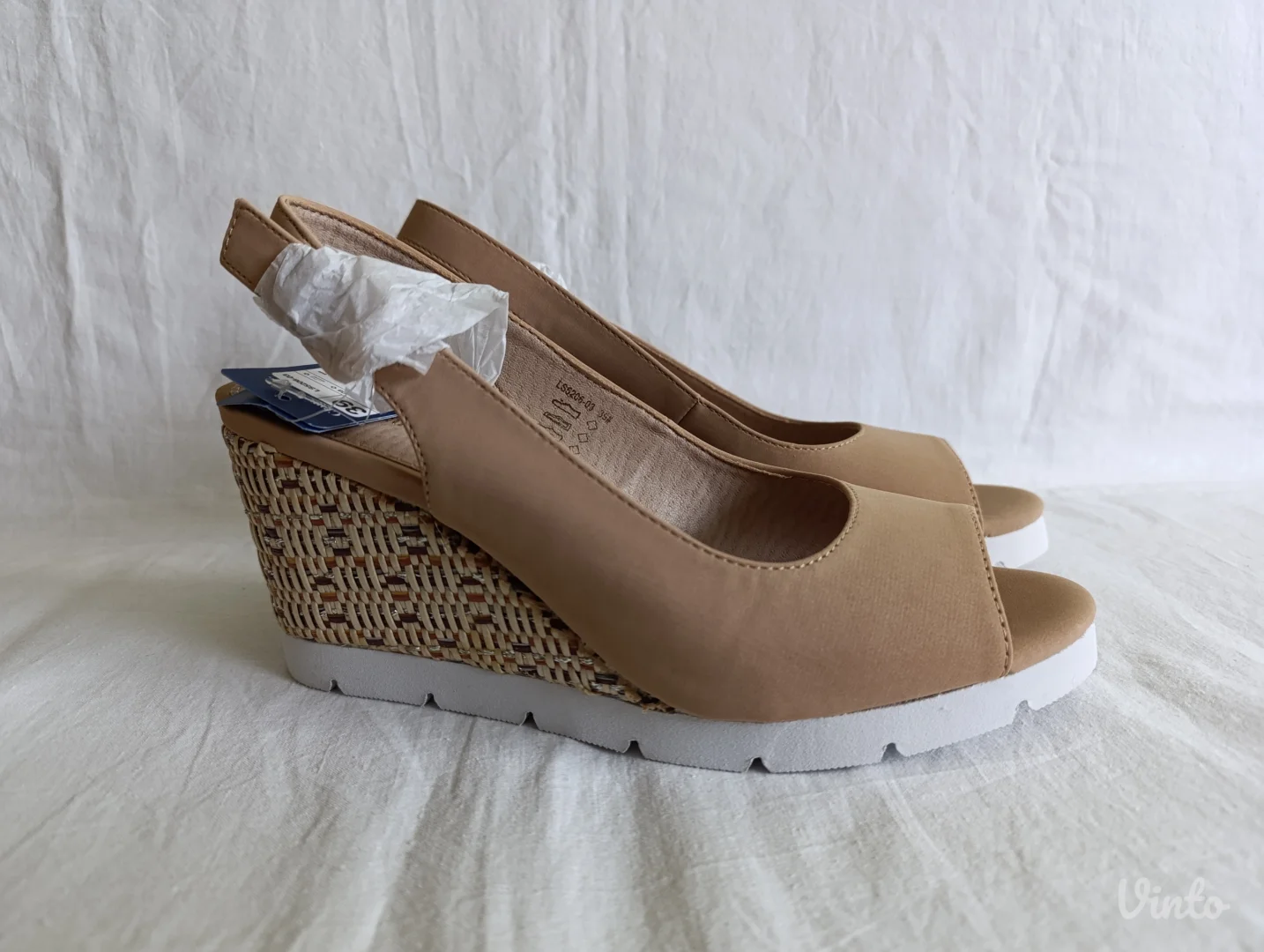 Clara Barson sandale br. 39 NOVO sa etiketom