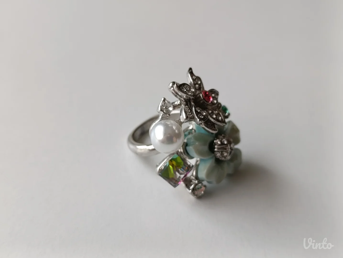 P... S... Fashion savrsen prsten