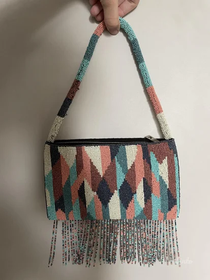 Parfois torbica sa perlicama