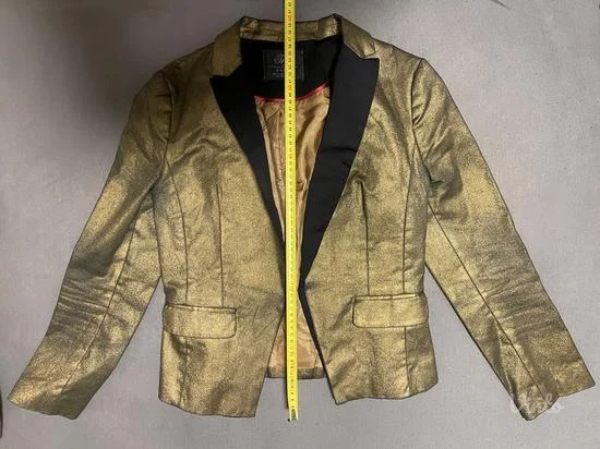 Zara kratki zlatni sako