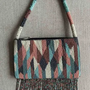 Parfois torbica sa perlicama