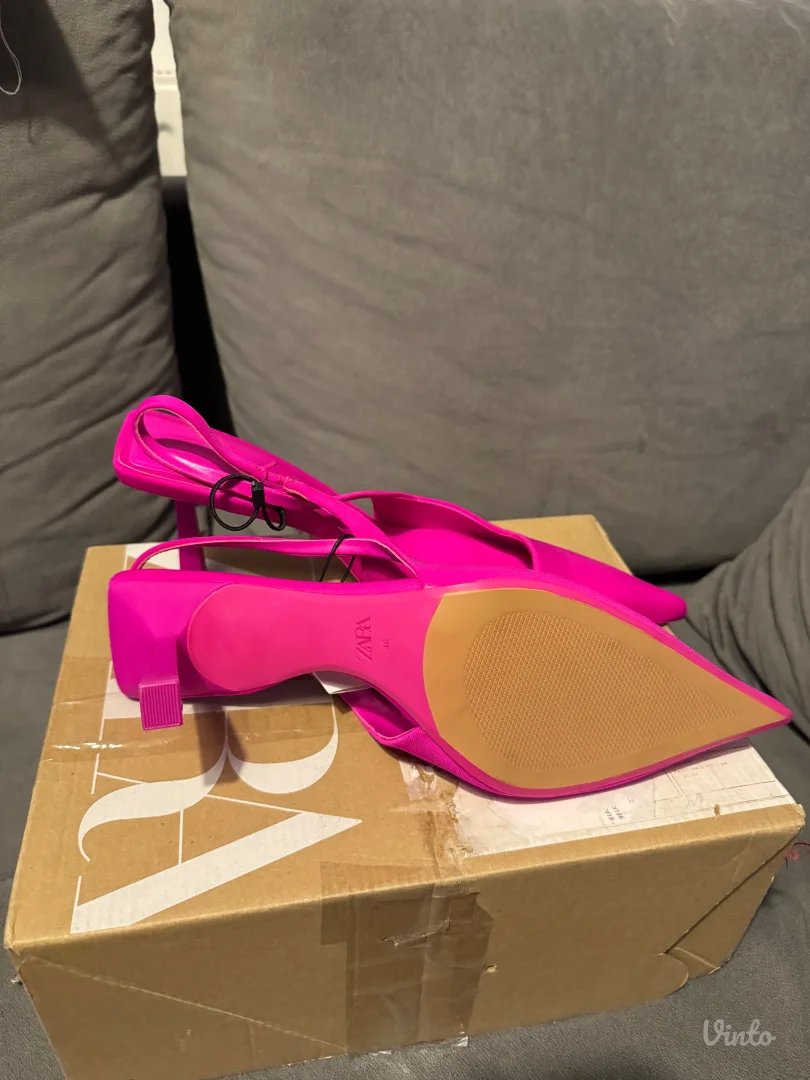 Zara štikle NOVE 40