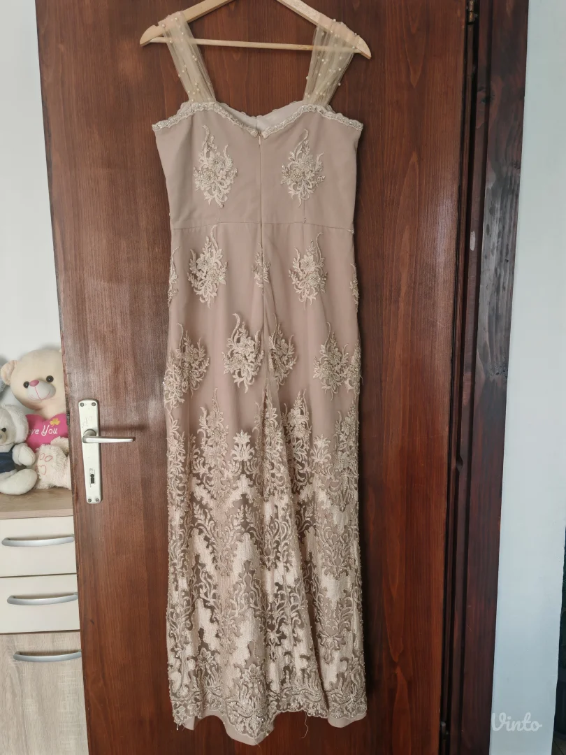 Svečane haljine na prodaju