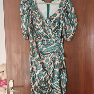 Svečane haljine na prodaju