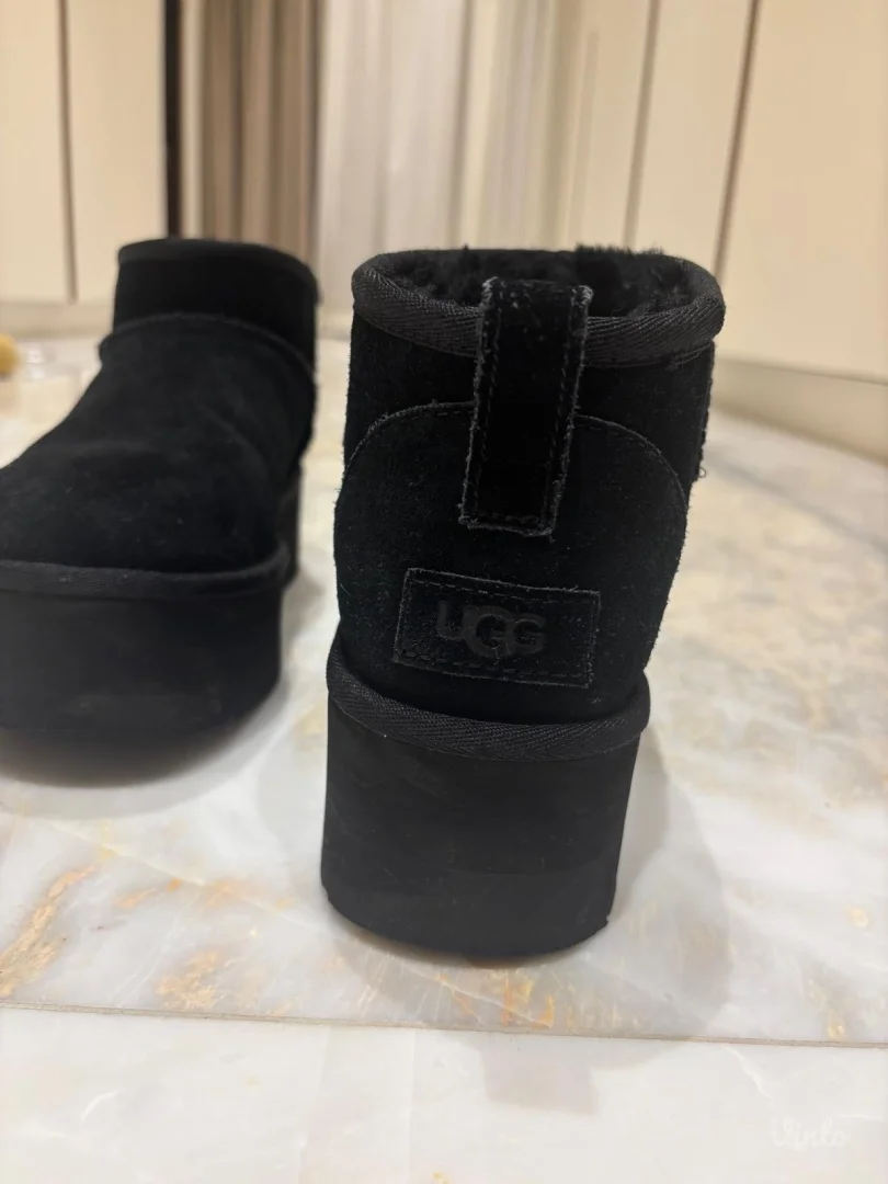 Ugg cizme na platformu 40