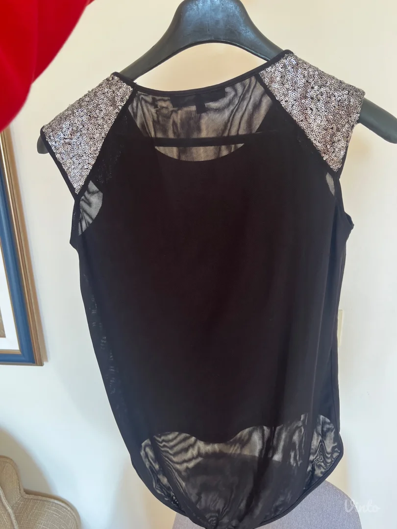 Elisabetta Franchi majica kao nova S