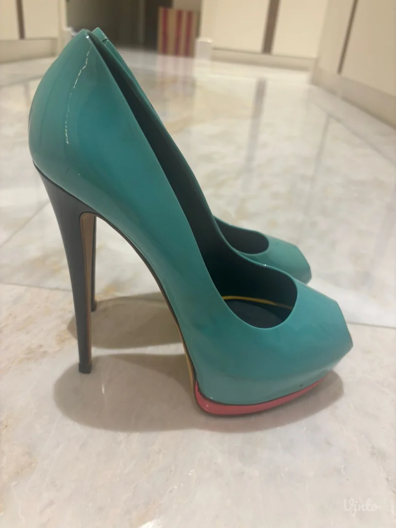 Stikle Giuseppe Zanotti 40