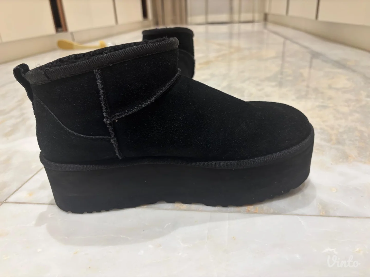 Ugg cizme na platformu 40
