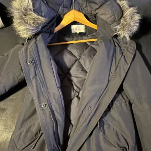 Claudie Pierlot zimska jakna 36