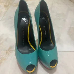 Stikle Giuseppe Zanotti 40