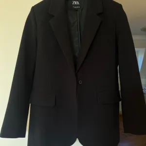 Zara sako kao nov S