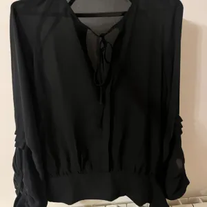 Benetton nova bluza S