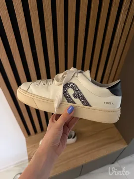 Furla patike