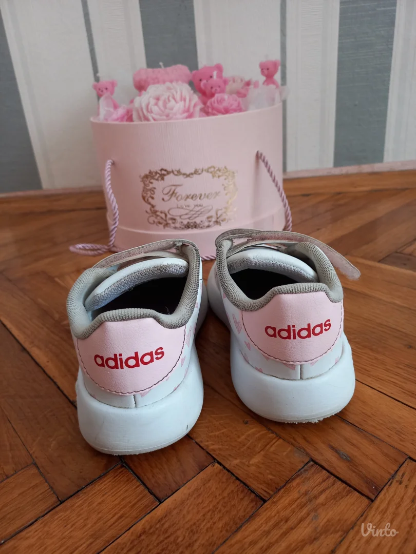 Adidas patikice za devojcicu 27