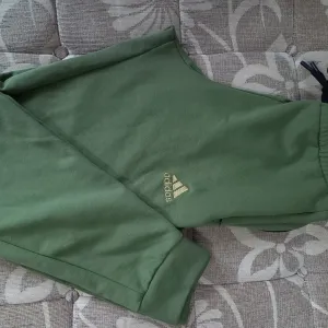 Komplet adidas trenerka XL