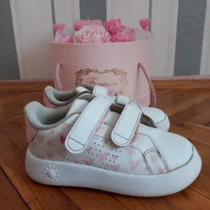 Adidas patikice za devojcicu 27