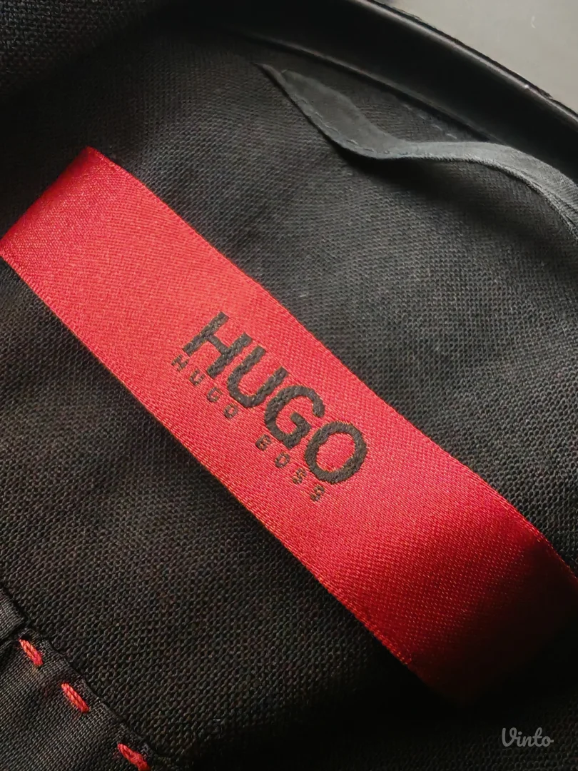 Original HUGO Boss sako sa ruskom kragnom – Vrhunski kvalitet
