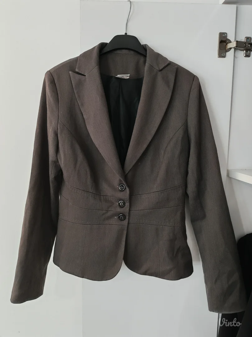 Braon strukirani sako brenda Reni