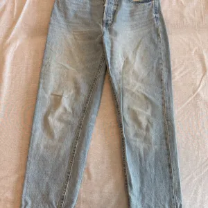 Stradivarijus-ženske farke