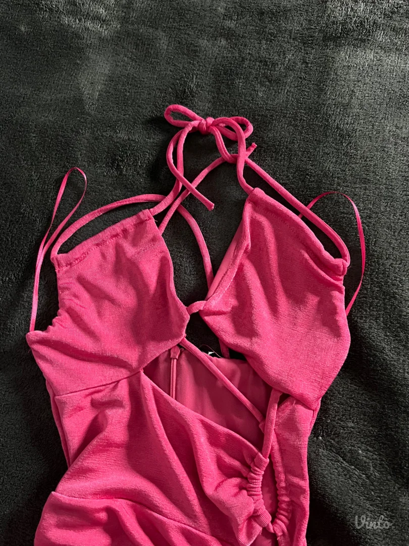 Bershka roza haljina