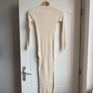 Haljina Stradivarius