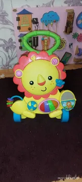 Muzicka hodalica za bebe