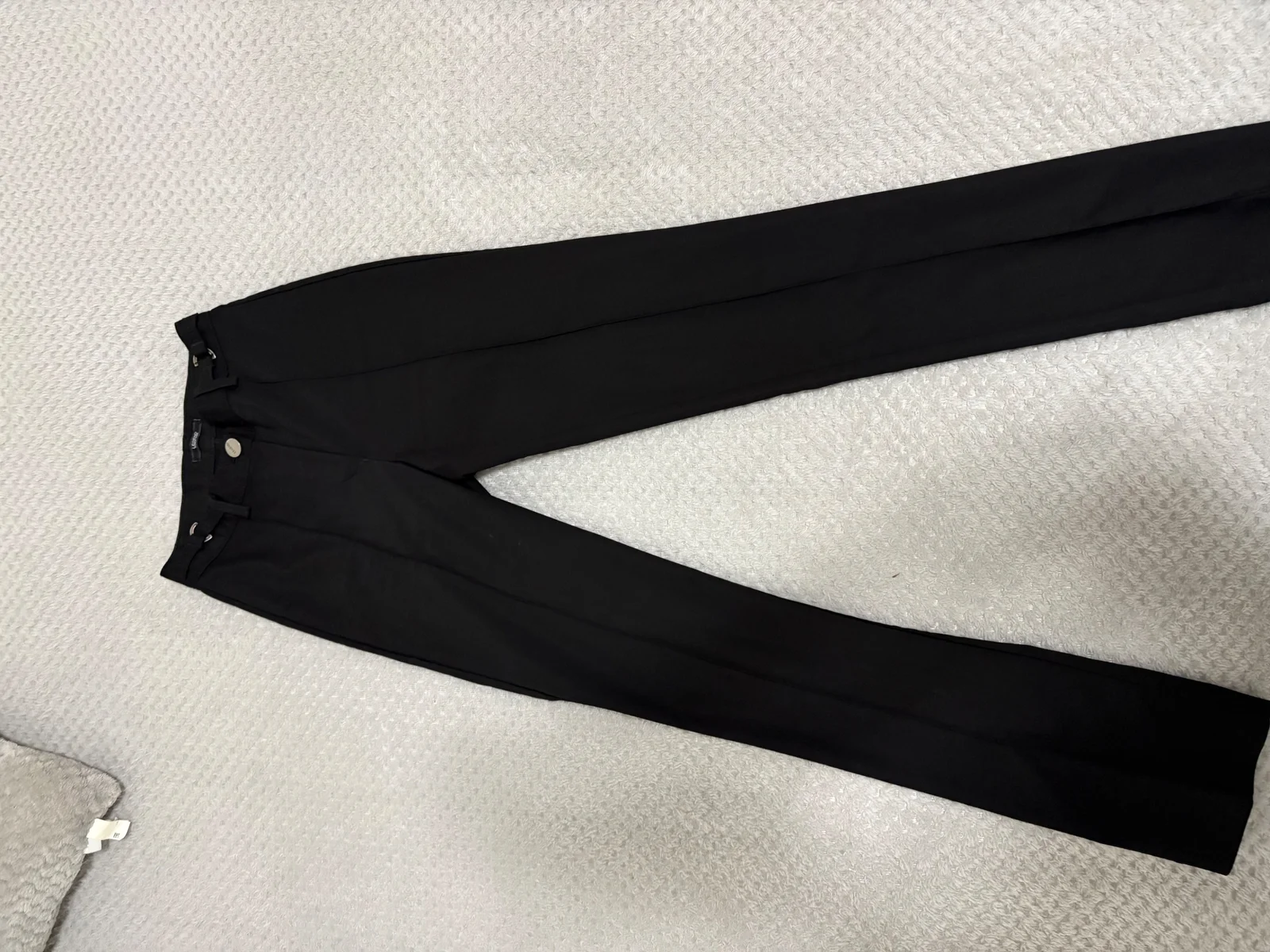 Farmerke i pantalone po 2.000
