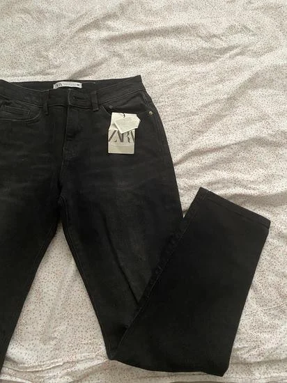 Zara ženske farmerice