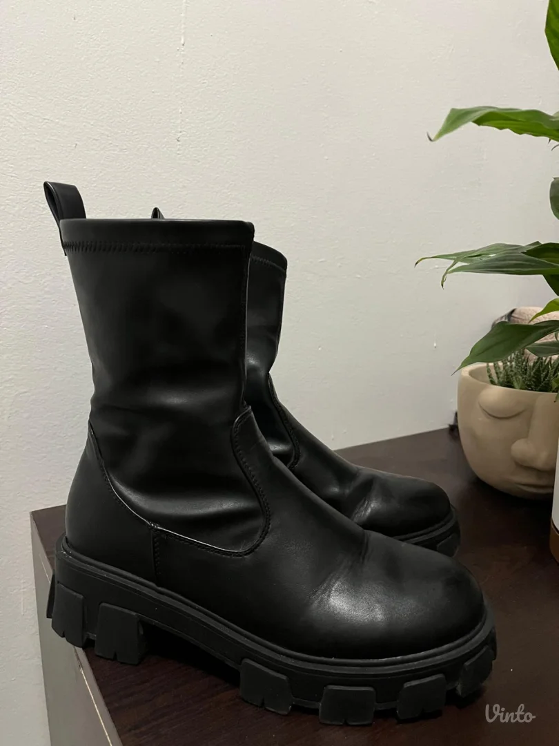 Gležnjače Claudia Donateli