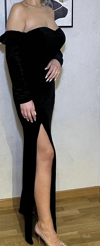 SVECANA DIZAJNERSKA HALJINA