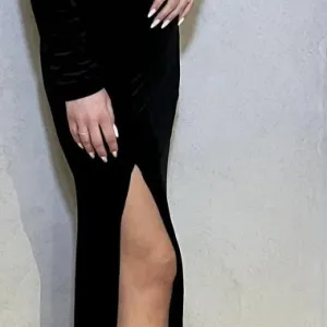 SVECANA DIZAJNERSKA HALJINA