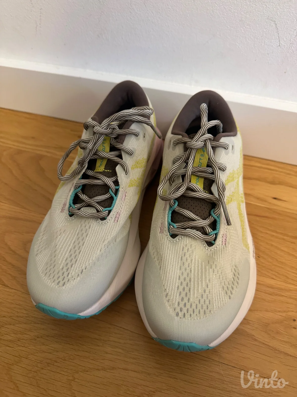 Ženske ASICS Novablast 5 patike - 39.5