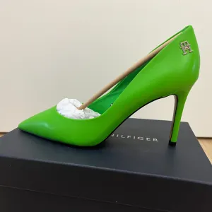 Tommy Hilfiger kožne salonke