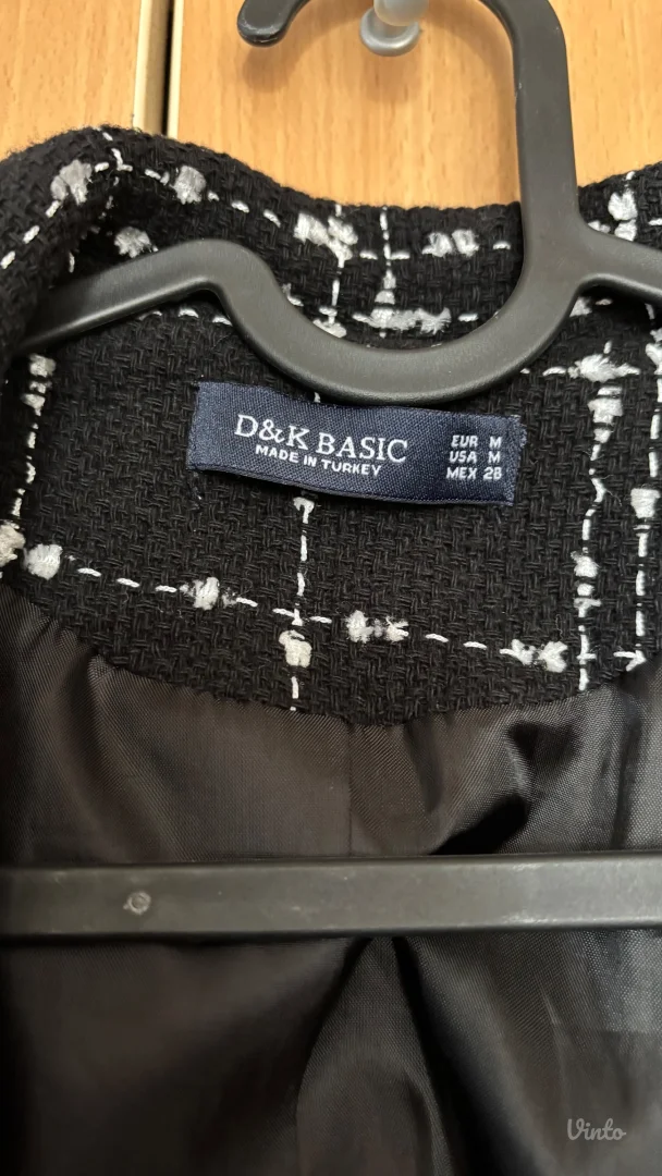 Tvid sako NOV NENOŠEN