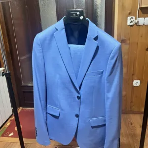 Musko odelo- Martini Vesto