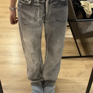 Zara- zenske farmerke