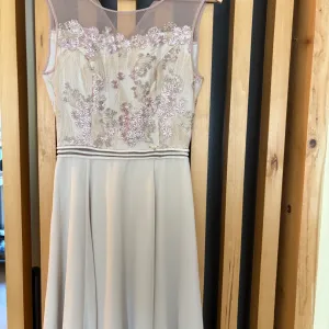 Luna svečana haljina