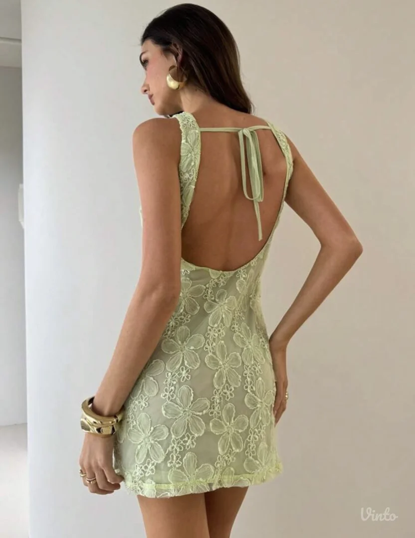 Pastelno zelena kratka haljina - S