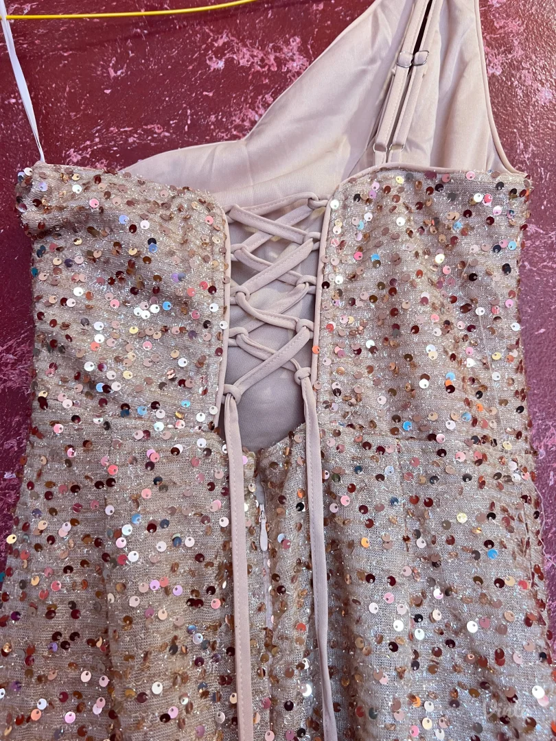 Zlatna haljina - S - Novo