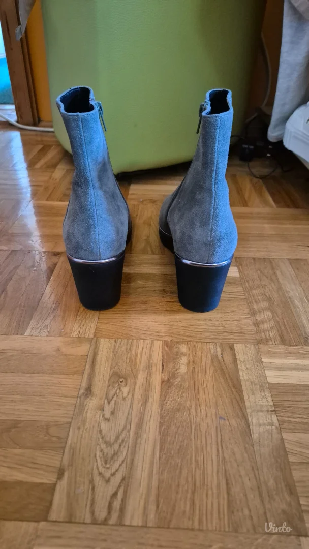 Di Lauro čizmice – kao nove / očuvane