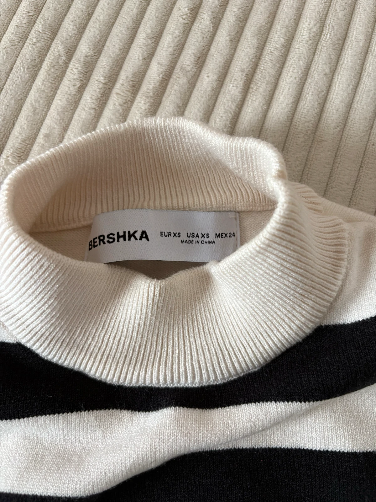 Bershka pleteni top