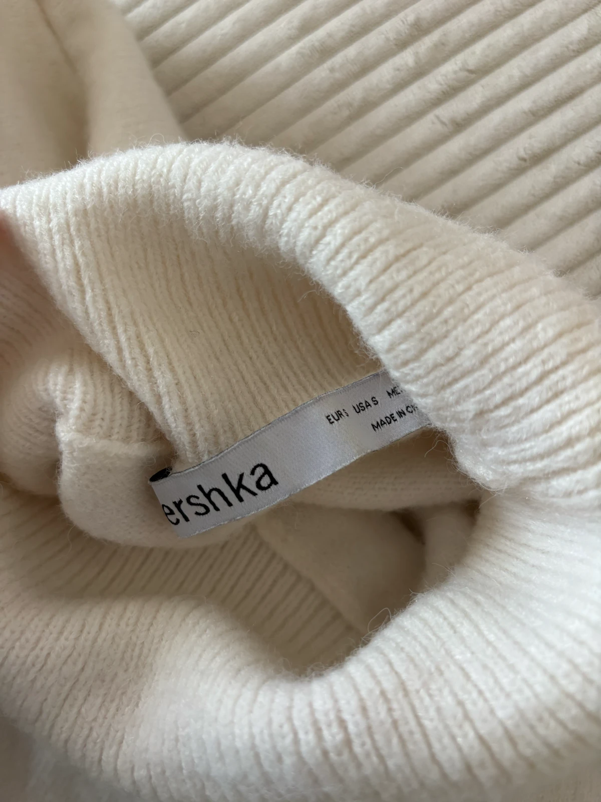 Bershka dzemper