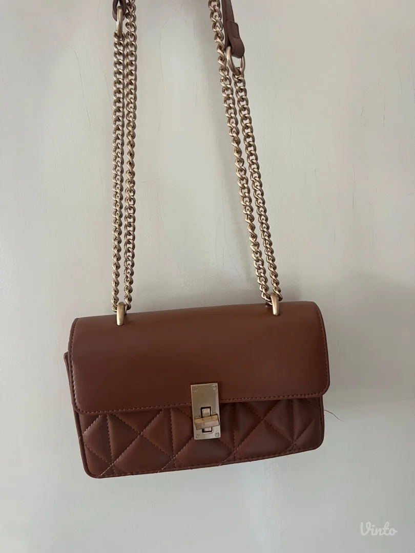 Stradivarius torbica