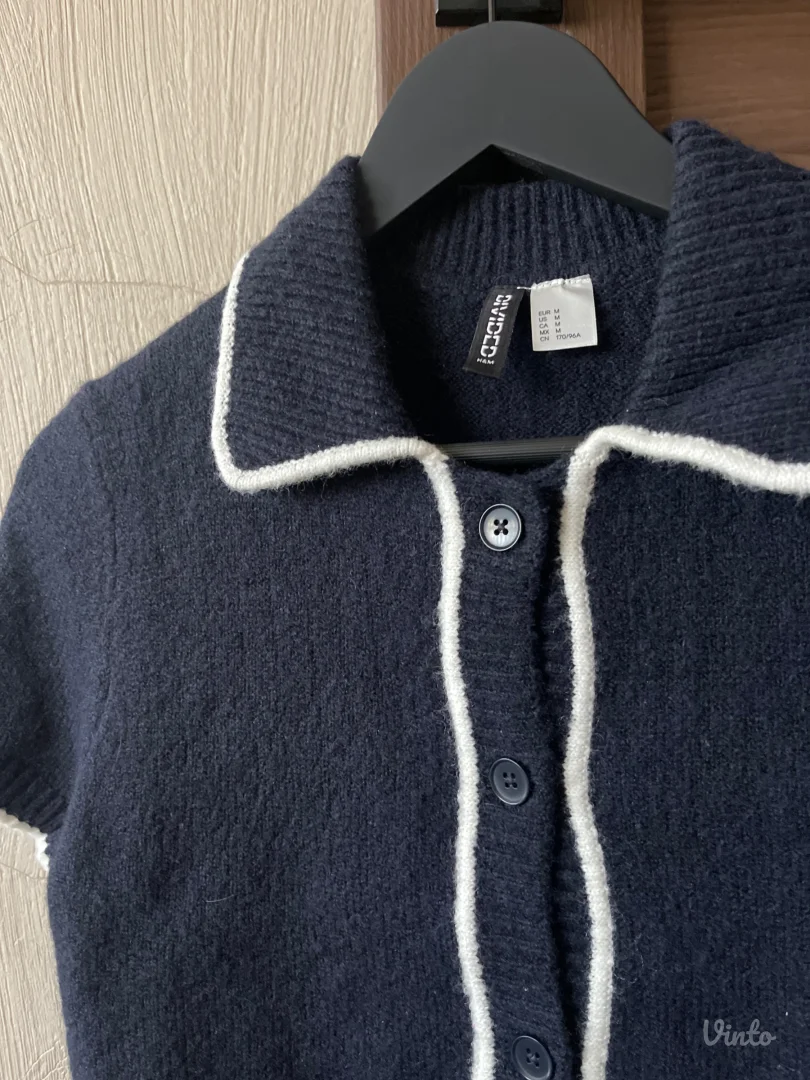 H&M dzemper kratkih rukava