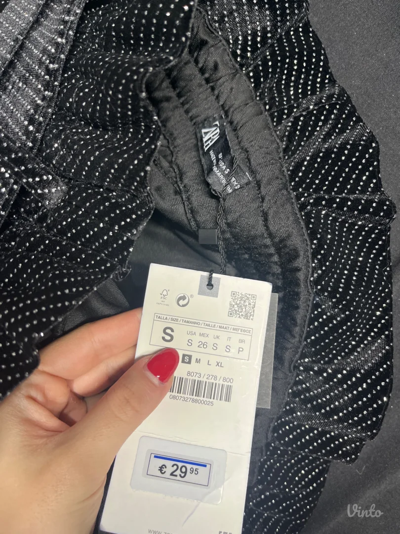 Zarin šorts sa etiketom