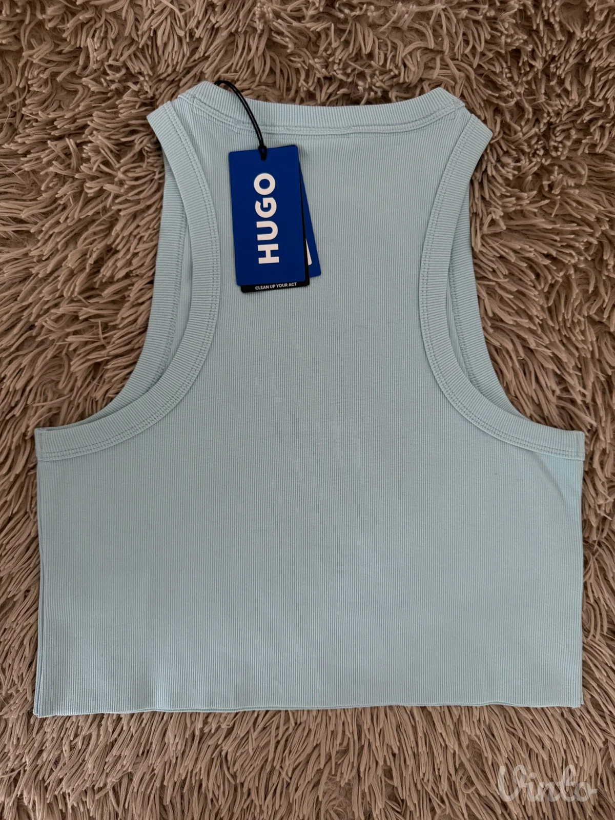 HUGO rebrasti crop top sa etiketom (NOVO original)